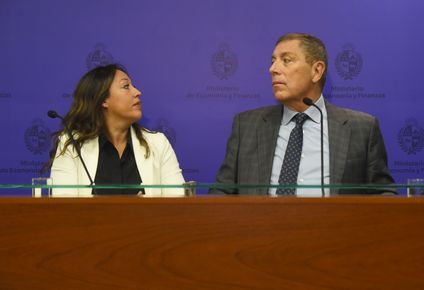 El ministro de economía Gabriel Oddone y la ministra de industria Fernanda Cardonael 30 de mayo de 2026. Archivo