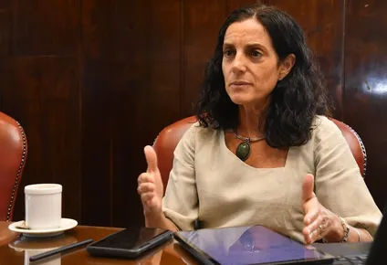 arbeleche: ?en uruguay hubo dos grandes rebajas de impuestos, el irpf y la inflacion?