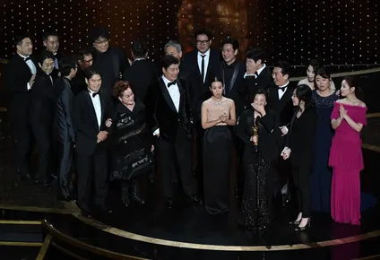 parasite es la mejor pelicula de los oscar 2020