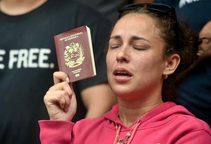 Los beneficiarios del TPS temen verse obligados a abandonar EE.UU. en los próximos 2 meses.