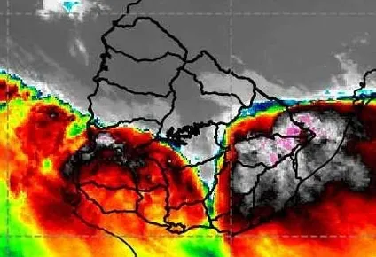 Imagen satelital de Inumet sobre las 21:20
