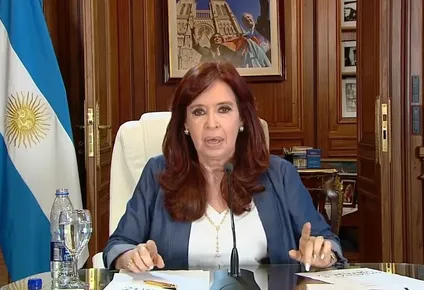 Cristina Fernández durante el streaming en vivo tras conocer la condena en su contra