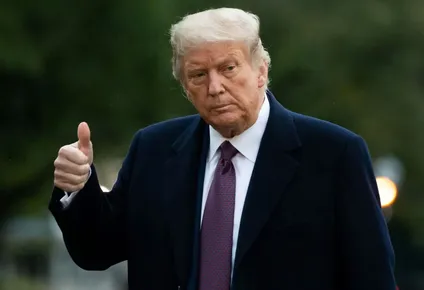 trump da positivo por covid-19, a un mes de la eleccion