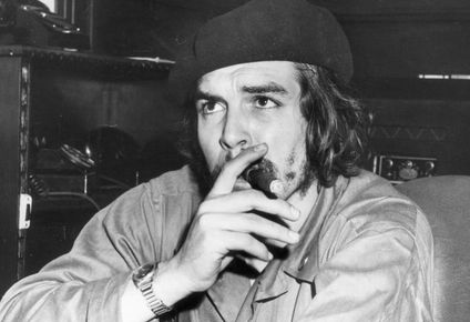 Ernesto "Che" Guevara, guerrillero argentino y compañero de lucha de Fidel Castro durante la revolución cubana.