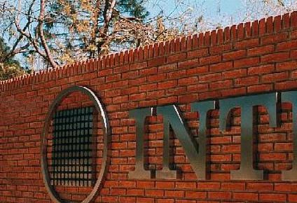 Alerta y movilización de trabajadores del INTI por el anuncio de cierre de todas sus sedes