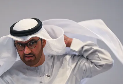 El Sultán Al Jaber fue criticado y atacado por tener la audacia de ser anfitrión de una conferencia sobre el cambio climático siendo el dueño de una petrolera