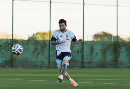 furor por messi y la seleccion argentina en espana: el jueves entrenara a puertas abiertas en el estadio de elche