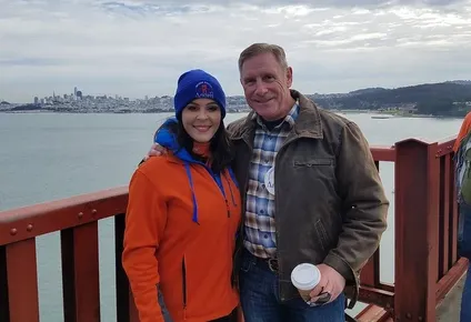 Mia Munayer y Kevin Briggs han ayudado a cientos de personas que querían quitarse la vida.