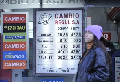 Pizarra de cambio. (Archivo)