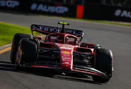Carlos Sainz es tercero en Australia.