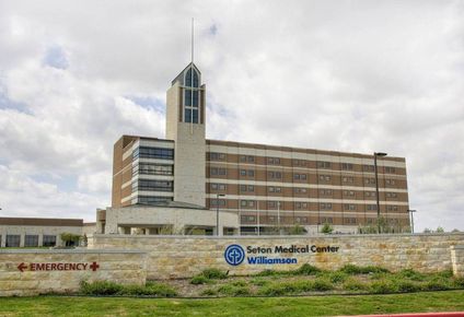 por orden de abbott, los hospitales de texas estan preguntando por el estatus migratorio: ¿como afecta la medida a los pacientes?