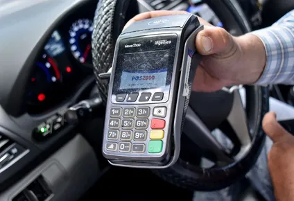 santander advierte a comercios por nueva estafa con las redes de pos