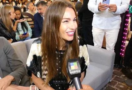 Carolina Pampita Ardohain en show de modelos de Punta del Este