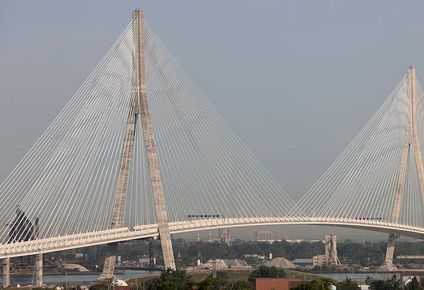 el nuevo puente que conecta a canada con eeuu y se convirtio en un simbolo de las divisiones entre ambos paises
