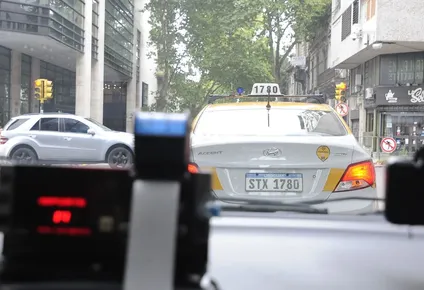 desde octubre se podra pagar taxis y omnibus departamentales con tarjeta stm