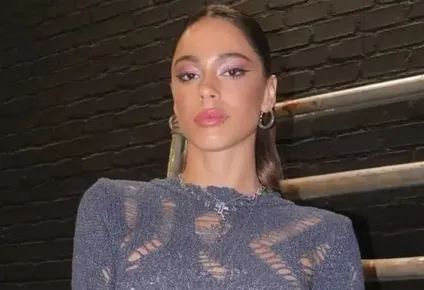 Tini Stoessel se habría distanciado de su familia