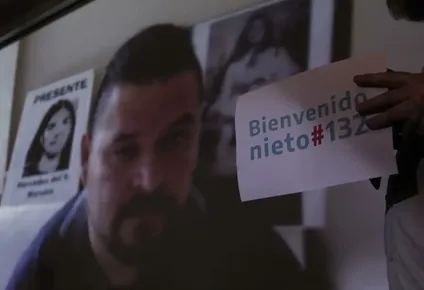 Juan José Morales, el nieto 132, se conectó desde Tucumán para participar de la conferencia de prensa de Abuelas de Plaza de Mayo