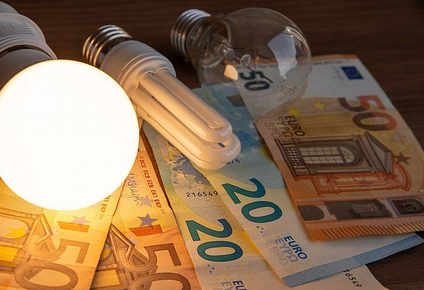 La energía eólica permite la baja en el precio de la luz.