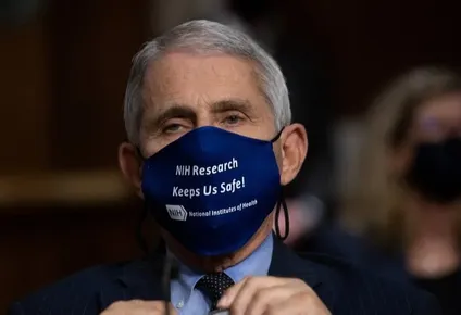 anthony fauci asegura que anuncio de la campana de trump es enganoso