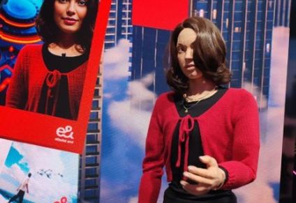 del telefono camaleon al robot hiperrealista, las novedades destacadas del mwc