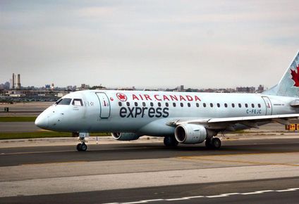 Air Canadá anunció que repatriará a 3.000 ciudadanos canadienses que se encuentran de visita en Cuba y que suspenderá sus vuelos hacia la isla debido a la falta de combustible.