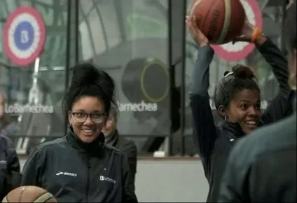 Lismary González, Geidy Morales y Yunia Milanés, son tres de las jugadoras de hockey cubanas que decidieron quedarse a vivir en Chile.