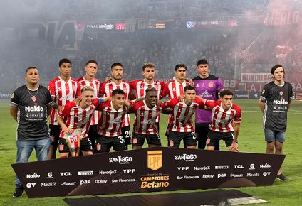 estudiantes vencio a velez y obtuvo el trofeo de campeones