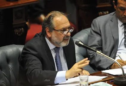 las preguntas de gandini a tabare vazquez por el tribunal de honor de 2006