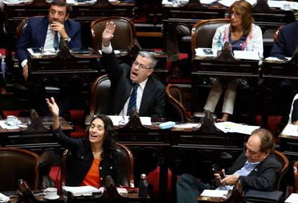 ülitma chance para la discusión por la comisión investigadora del caso $Libra en Diputados continuará entre oficialismo y oposición para determinar la elección de las autoridades.