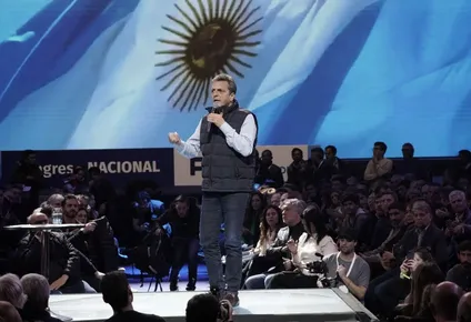 Massa en el congreso de su espacio, Frente Renovador