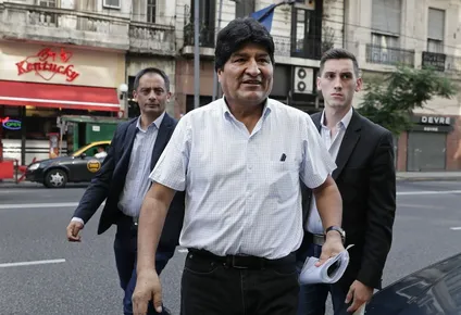evo morales regreso a bolivia casi un ano despues de su exilio en argentina