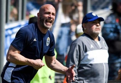 las historias con diego maradona del gallego mendez, el nuevo dt de juventud de las piedras, quien fue asistente del 10