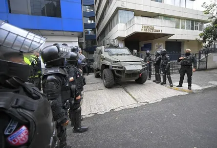 frenteamplistas piden que gobierno uruguayo se pronuncie por irrupcion de policia ecuatoriana en la embajada de mexico