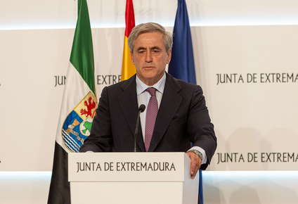 siguen los escandalos por los curriculums falsos: ahora renuncia un consejero de vox