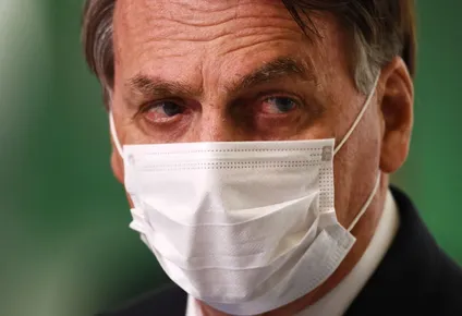 El director brasileño Kleber Mendonça denunció que en Brasil hay una guerra cultural impulsada por Jair Bolsonaro