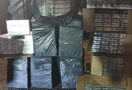 cometio una infraccion de transito, se escapo y termino en la carcel por contrabando
