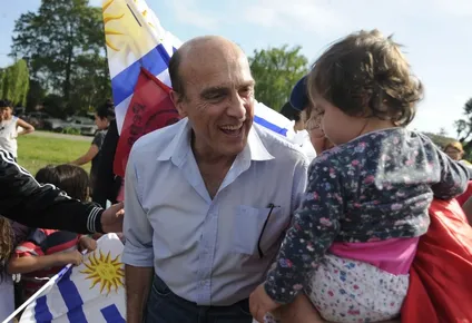 daniel martinez le pone piernas al ?voto a voto? rumbo al balotaje