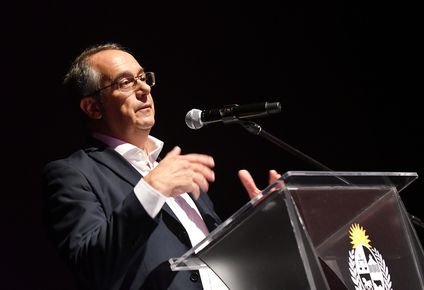 Ministro de Educación y Cultura, José Carlos Mahía