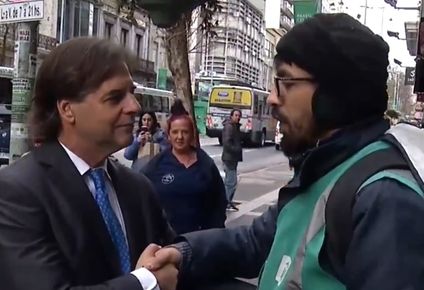 Lacalle Pou escuchó el reclamo de un cuidacoches