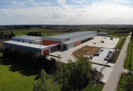 Exteriores de la nueva planta de Bromyros