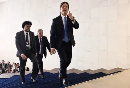 Lacalle Pou participó de cumbre de presidentes en Brasil