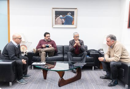Yamandú Orsi recibió a delegación del PIT-CNT en Torre Ejecutiva