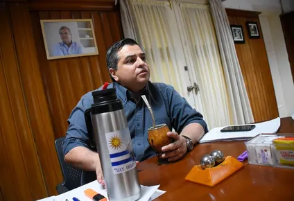 sector politico que integra calabria dijo que su renuncia es una actitud digna de su persona