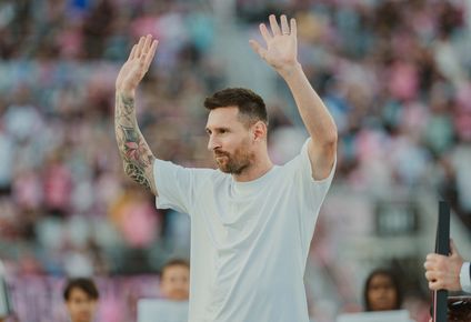 Lionel Messi fue homenajeado por Inter de Miami en la previa del partido ante Chicago Fire. @InterMiamiCF
