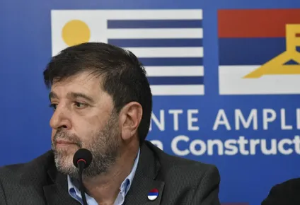 “Todo lo que favorezca a un grupo de uruguayos” el FA “lo va a votar”, aseguró Pereira