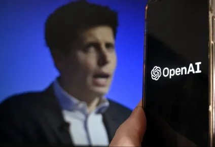Con el nuevo consejo y el apoyo de Satya, estoy deseando volver a OpenAI”, publicó Altman en la red X.