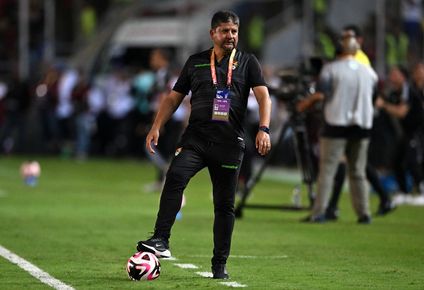 Oscar Villegas, DT de Bolivia