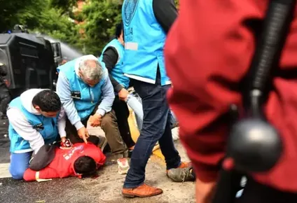 Actos vandálicos en la marcha en la 9 de Julio: piqueteros captados en un video