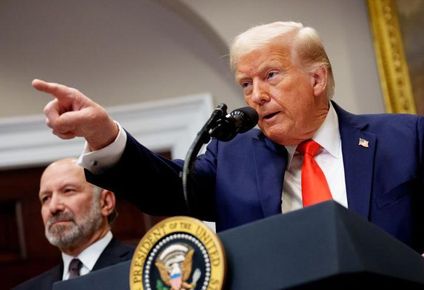 Trump dice que México y Canadá tendrán que construir sus fábricas en Estados Unidos.