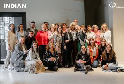 octubre rosa: indian lanza su campana solidaria junto a adriana da silva y monica navarro en apoyo a la fundacion clarita berenbau